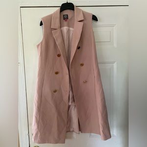 VINCE CAMUTO Vest. Wore once. Pre own